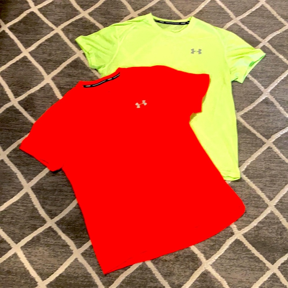 Under Armour T-shirts